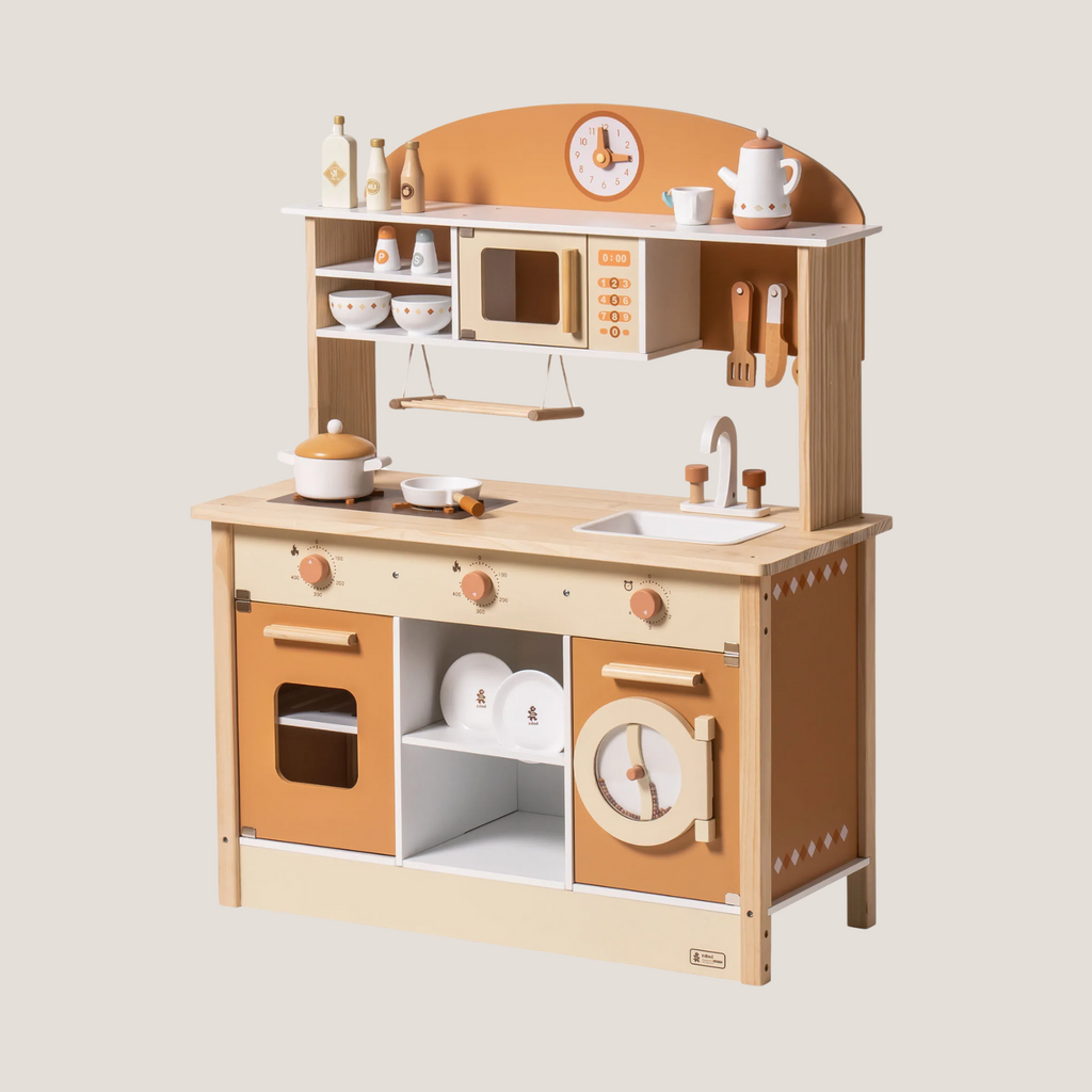 Maison Kitchen in Dual Tone