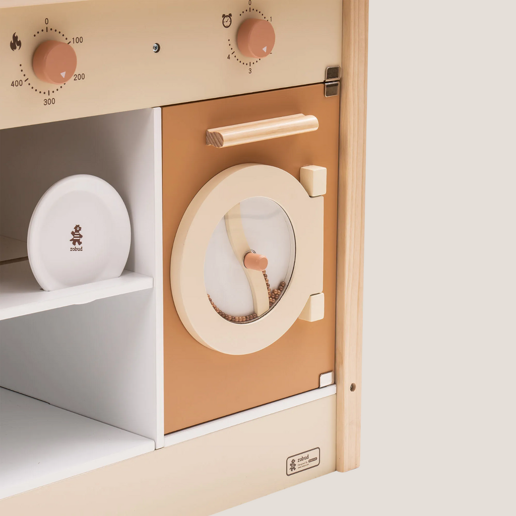 Maison Kitchen in Dual Tone