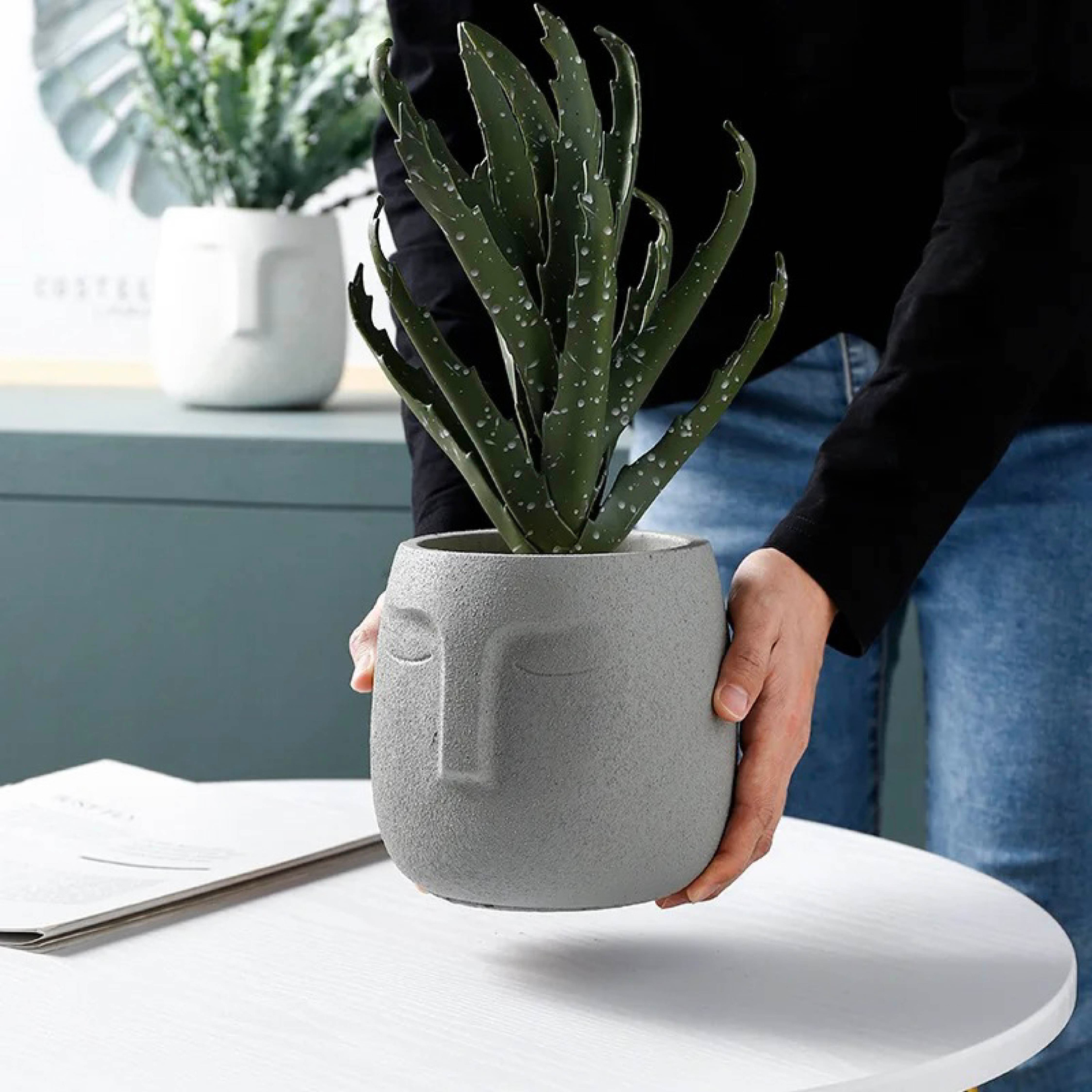abstract plant pot Abstract Face Ceramic Planter – Plantzies