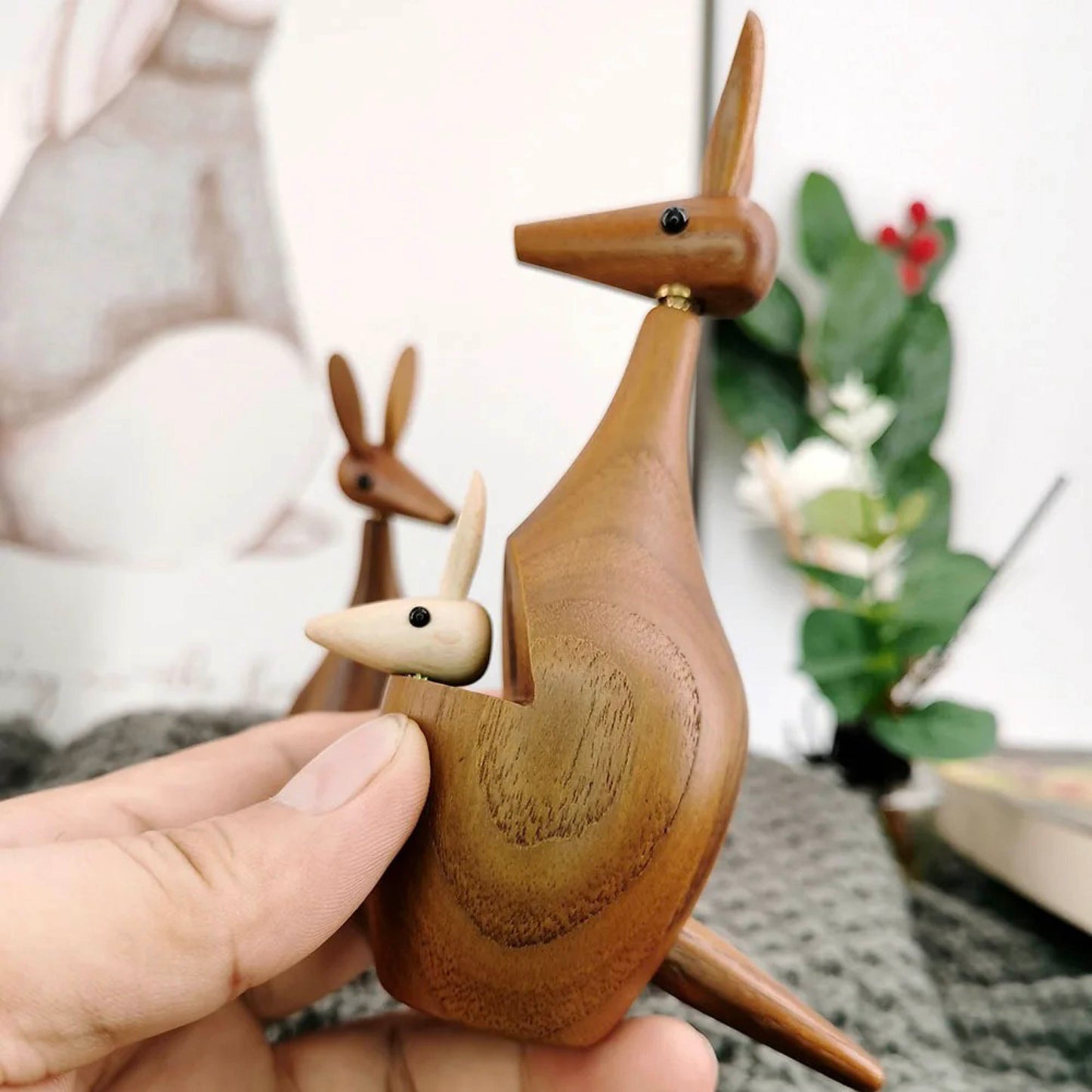 Wooden Kangaroo Decor with Baby Kangaroo