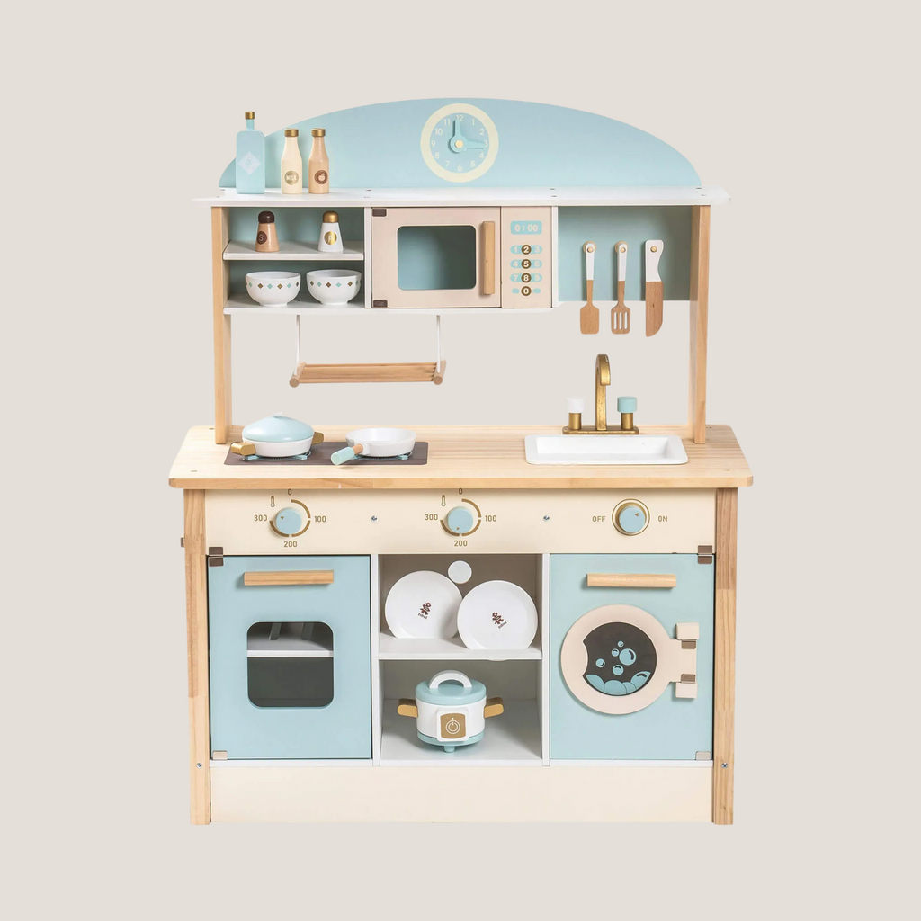 Maison Kitchen in Dual Tone