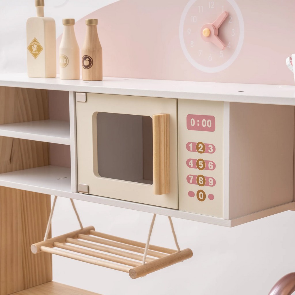 Maison Kitchen in Dual Tone
