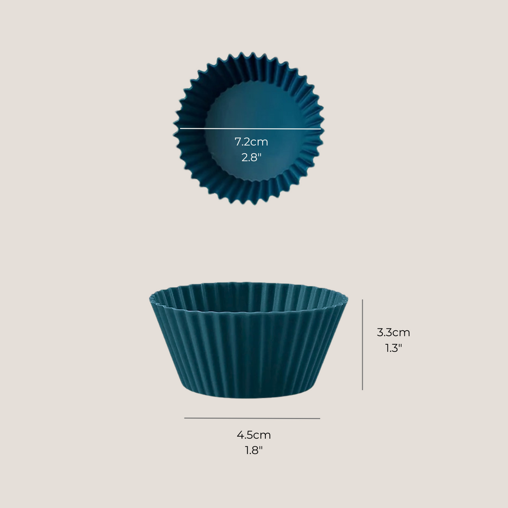 Dimensions of silicone muffin baking cup shown with width and height in centimeters